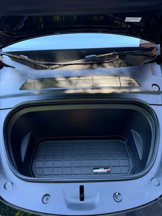 2023 Tesla Model Y Performance - Image 31 of 31