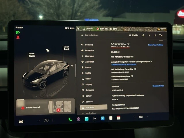 2023 Tesla Model Y Performance - Image 11 of 11