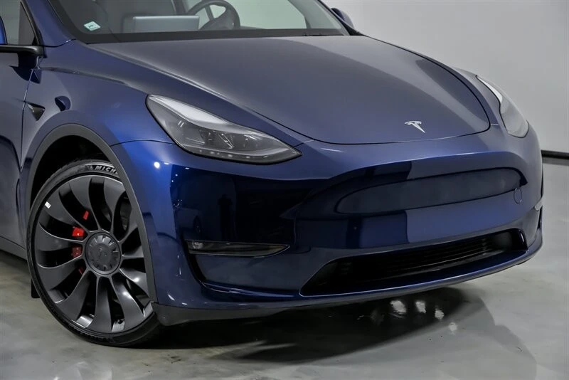 2023 Tesla Model Y Performance - Image 3 of 21