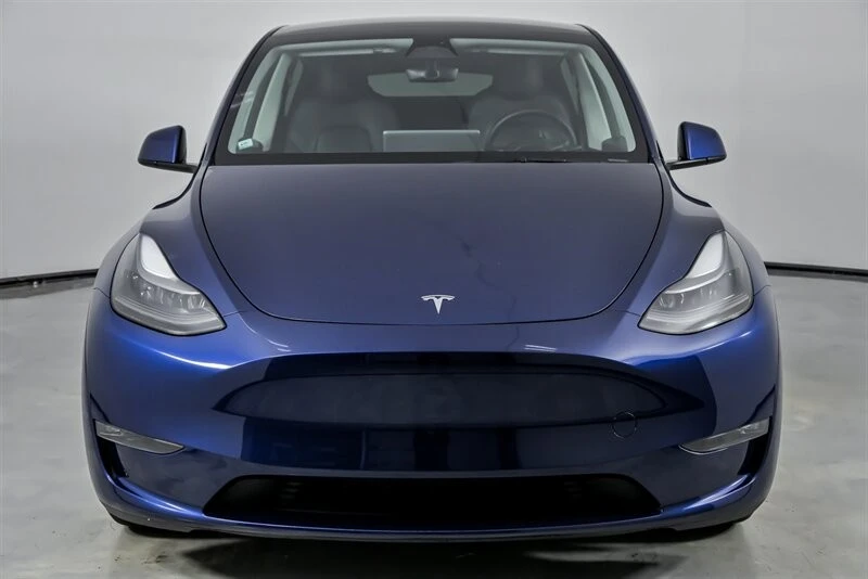 2023 Tesla Model Y Performance - Image 5 of 21