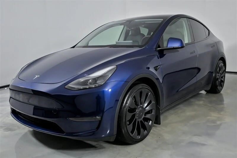 2023 Tesla Model Y Performance - Image 6 of 21