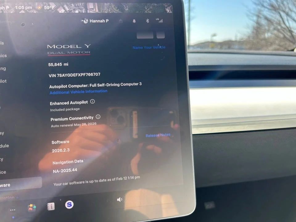 2023 Tesla Model Y Performance - Image 16 of 17