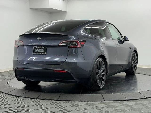 2023 Tesla Model Y Performance - Image 8 of 21
