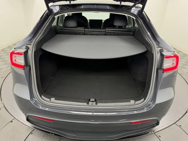 2023 Tesla Model Y Performance - Image 13 of 21