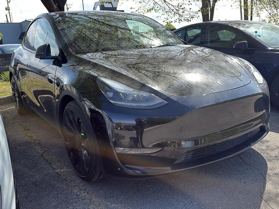 2023 Tesla Model Y Performance - Image 5 of 5