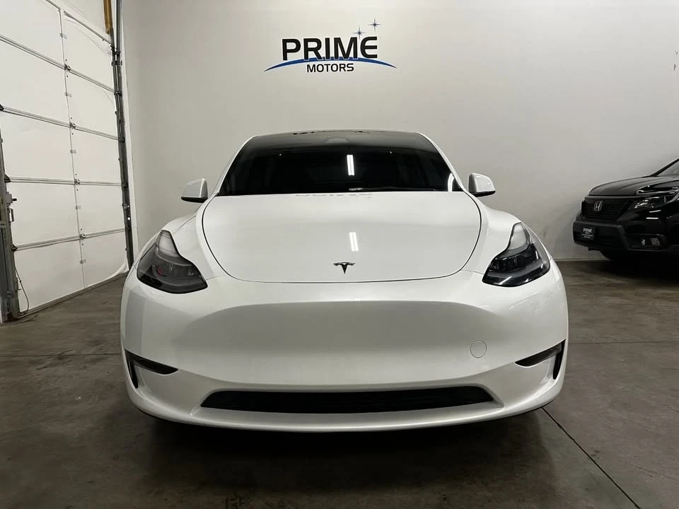 2023 Tesla Model Y Performance - Image 7 of 18