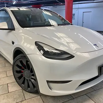 2023 Tesla Model Y Performance AWD