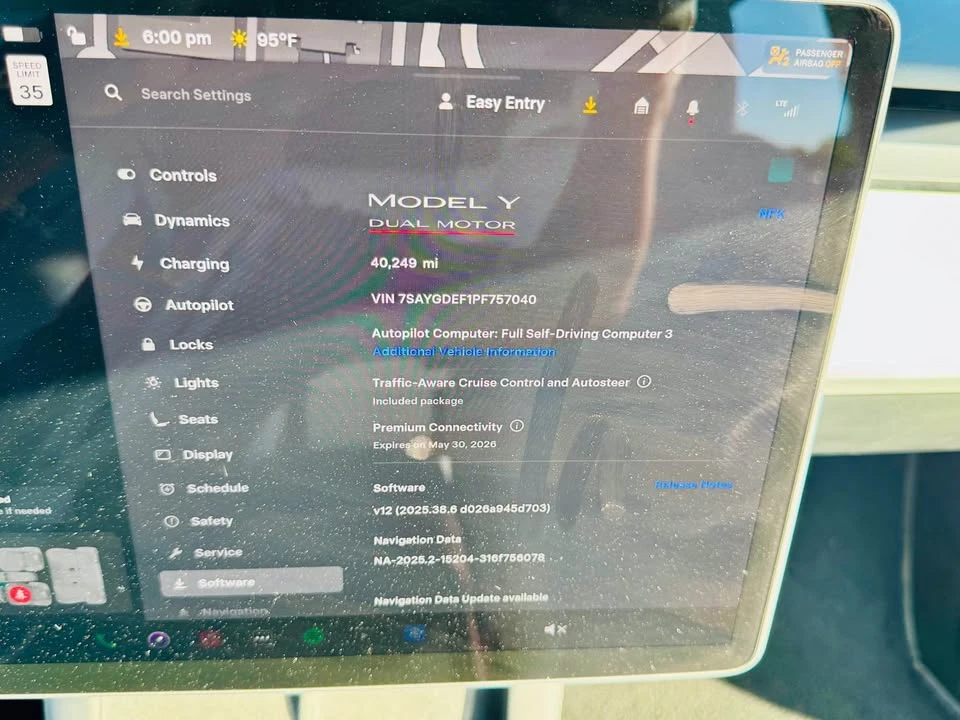 2023 Tesla Model Y Performance - Image 18 of 20