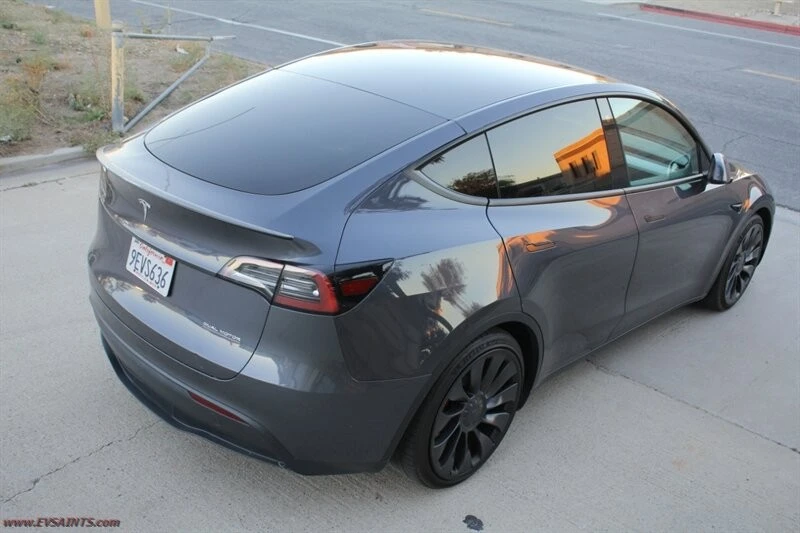 2023 Tesla Model Y Performance - Image 7 of 21