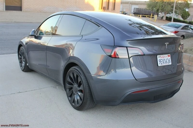 2023 Tesla Model Y Performance - Image 5 of 21