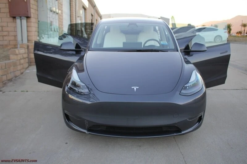 2023 Tesla Model Y Performance - Image 19 of 21
