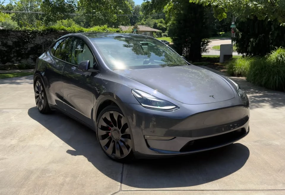 2023 Tesla Model Y Performance - Image 7 of 20