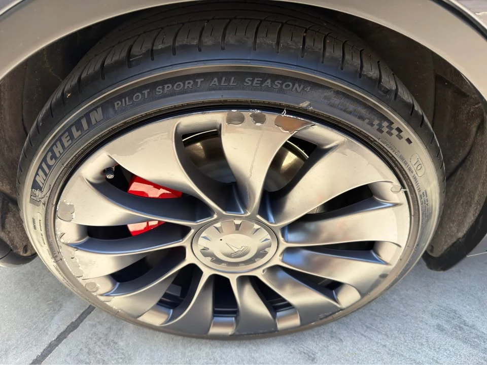 2023 Tesla Model Y Performance - Image 19 of 20