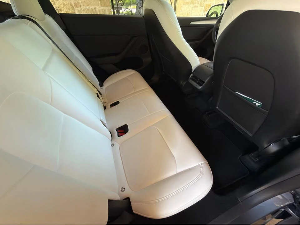 2023 Tesla Model Y Performance - Image 11 of 20
