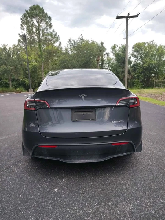 2023 Tesla Model Y Performance - Image 5 of 20