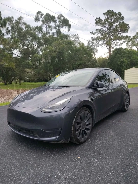2023 Tesla Model Y Performance - Image 3 of 20