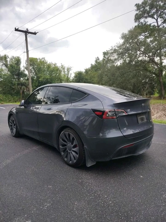 2023 Tesla Model Y Performance - Image 4 of 20