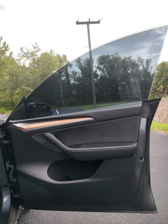 2023 Tesla Model Y Performance - Image 18 of 20
