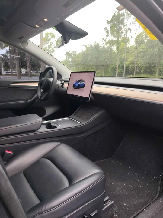 2023 Tesla Model Y Performance - Image 19 of 20
