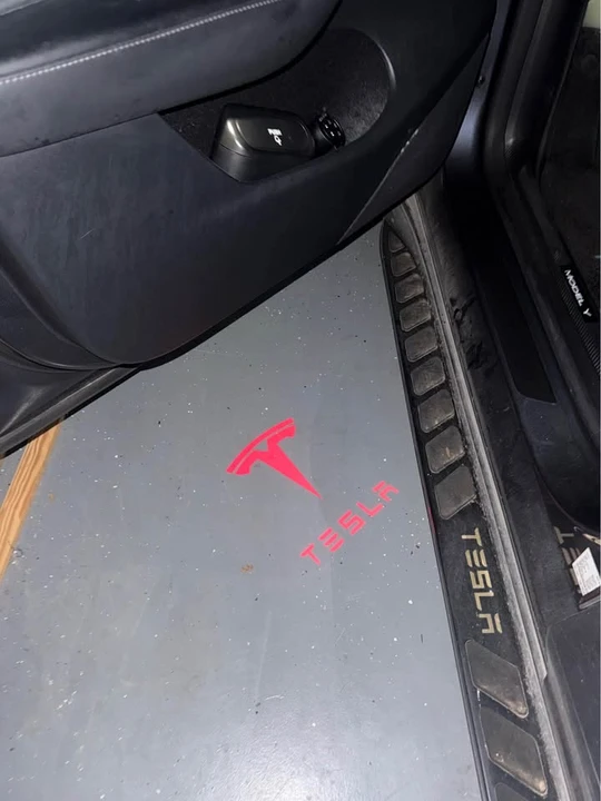 2023 Tesla Model Y Performance - Image 2 of 8