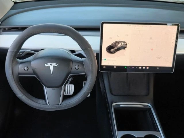 2023 Tesla Model Y Performance - Image 11 of 21