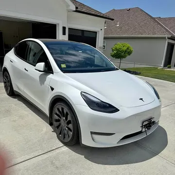 2023 Tesla Model Y Performance