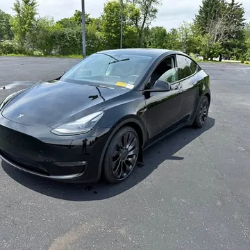 2023 Tesla Model Y Performance