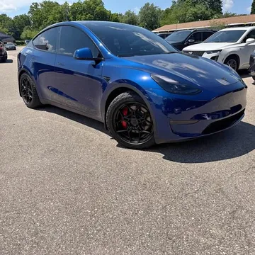 2023 Tesla Model Y Performance Sport Utility 4D