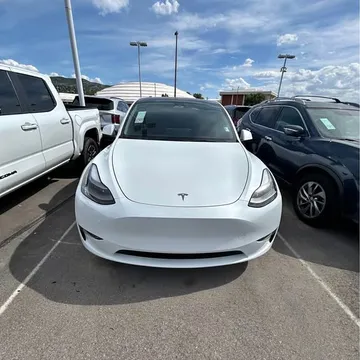 2023 Tesla Model Y Performance