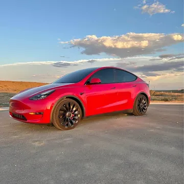 2023 Tesla Model Y Performance