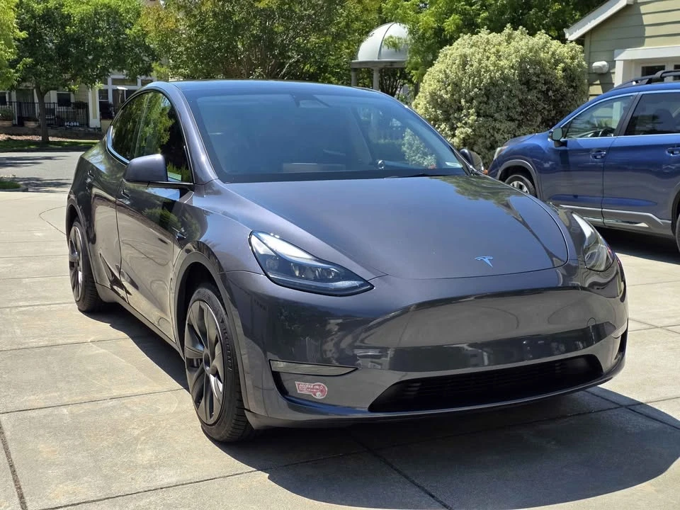 2023 Tesla Model Y - Image 3 of 18