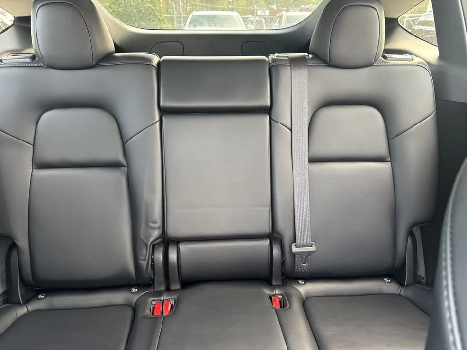 2023 Tesla Model Y - Image 11 of 21