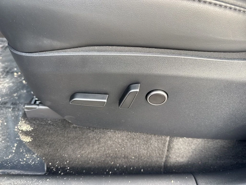 2023 Tesla Model Y - Image 10 of 21
