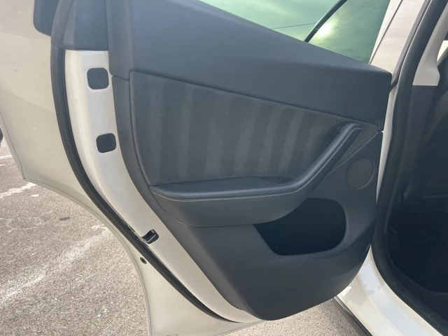 2023 Tesla Model Y - Image 14 of 21