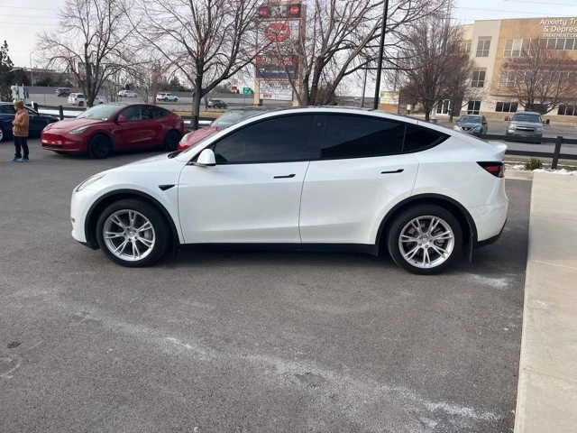 2023 Tesla Model Y - Image 4 of 21