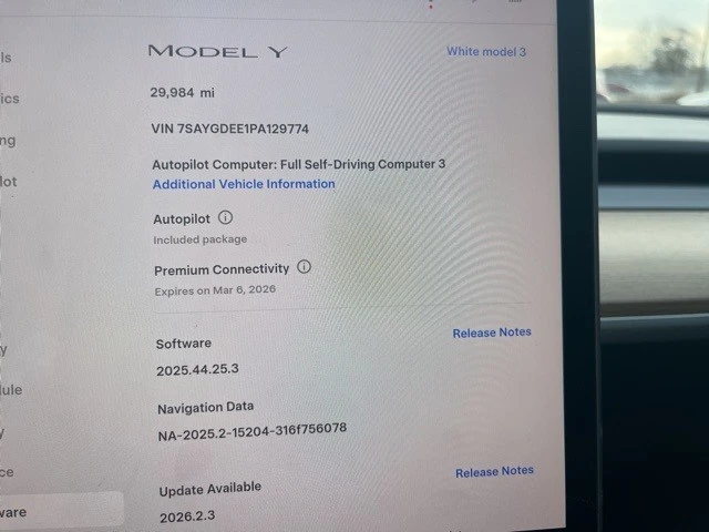 2023 Tesla Model Y - Image 9 of 21