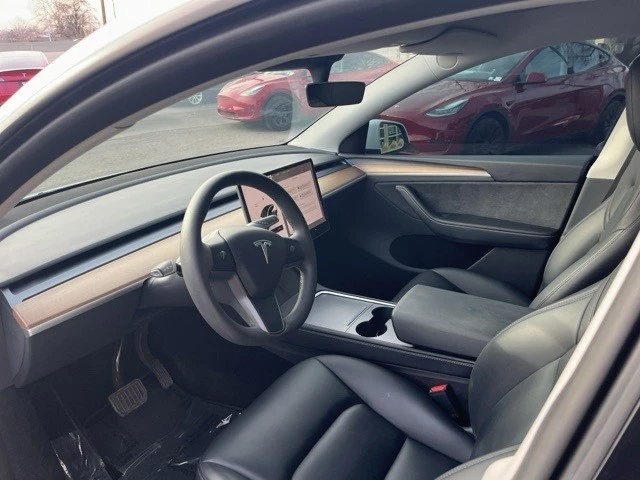 2023 Tesla Model Y - Image 12 of 21