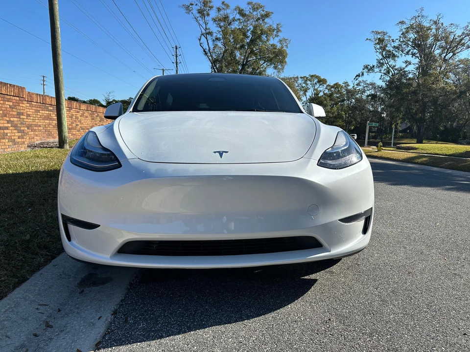 2023 Tesla Model Y - Image 7 of 31