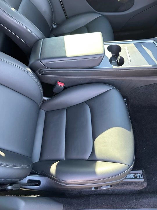 2023 Tesla Model Y - Image 30 of 31
