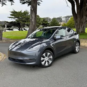 2023 Tesla Model Y Standard Range Sport Utility 4D