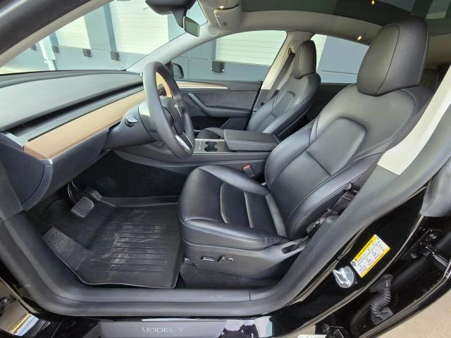 2023 Tesla Model Y - Image 12 of 21