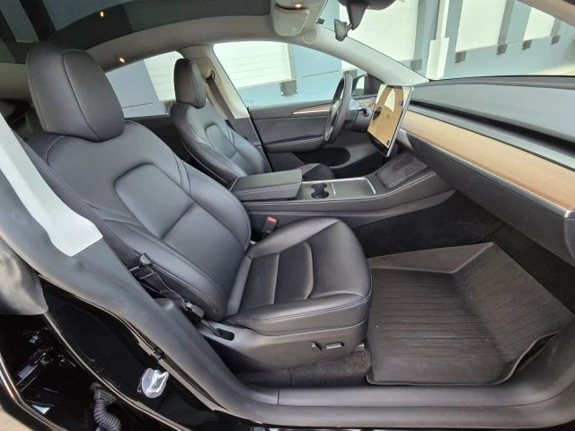 2023 Tesla Model Y - Image 20 of 21