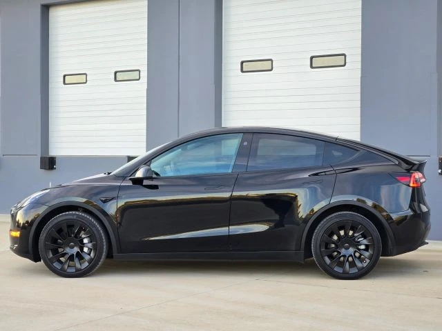 2023 Tesla Model Y - Image 5 of 21