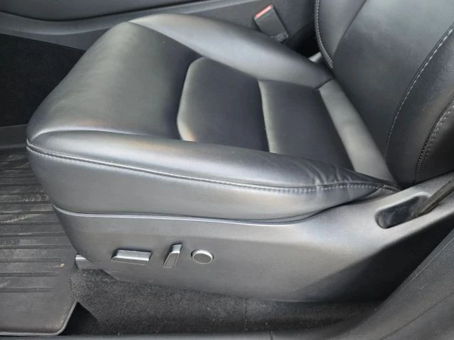 2023 Tesla Model Y - Image 14 of 21