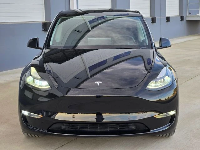 2023 Tesla Model Y - Image 3 of 21