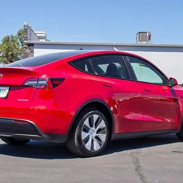2023 Tesla Model Y Long Range