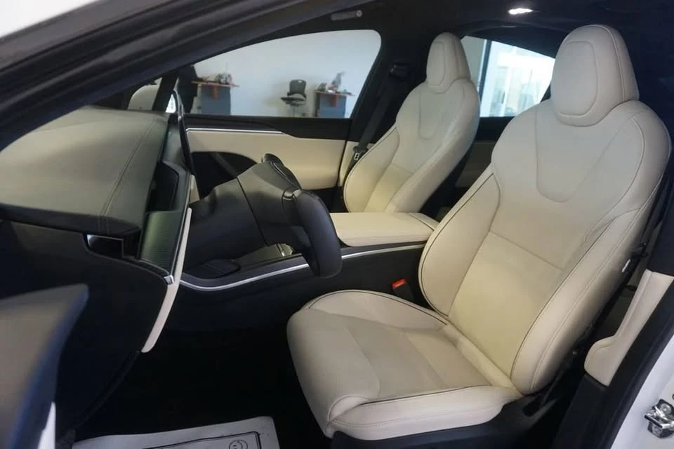2023 Tesla Model X Plaid - Image 20 of 20