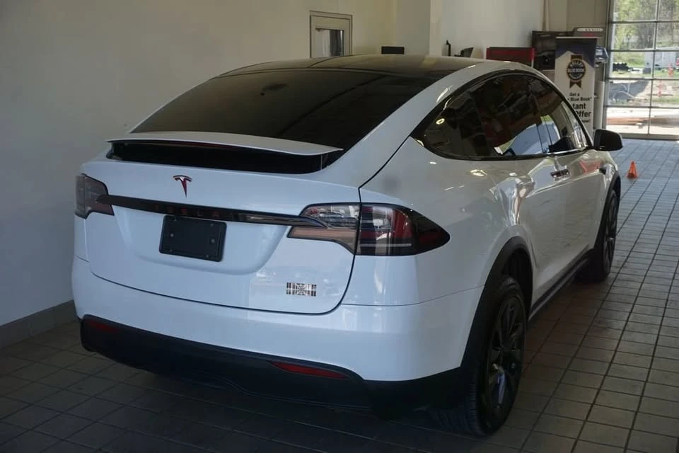 2023 Tesla Model X Plaid - Image 16 of 20