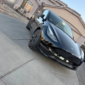 2023 Tesla Model Y Long Range Dual Motor AWD