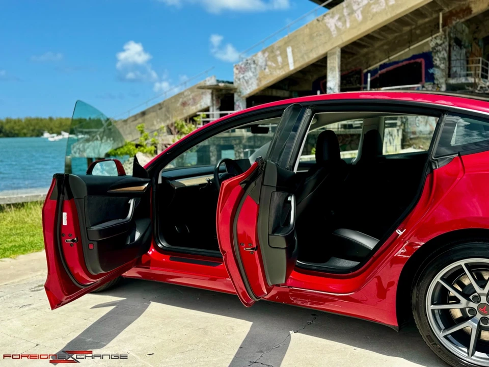 2023 Tesla Model 3 - Image 10 of 21
